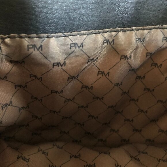 PAUL MITCHELL BLACK FAUX LEATHER SACK BACK - Picture 4 of 5